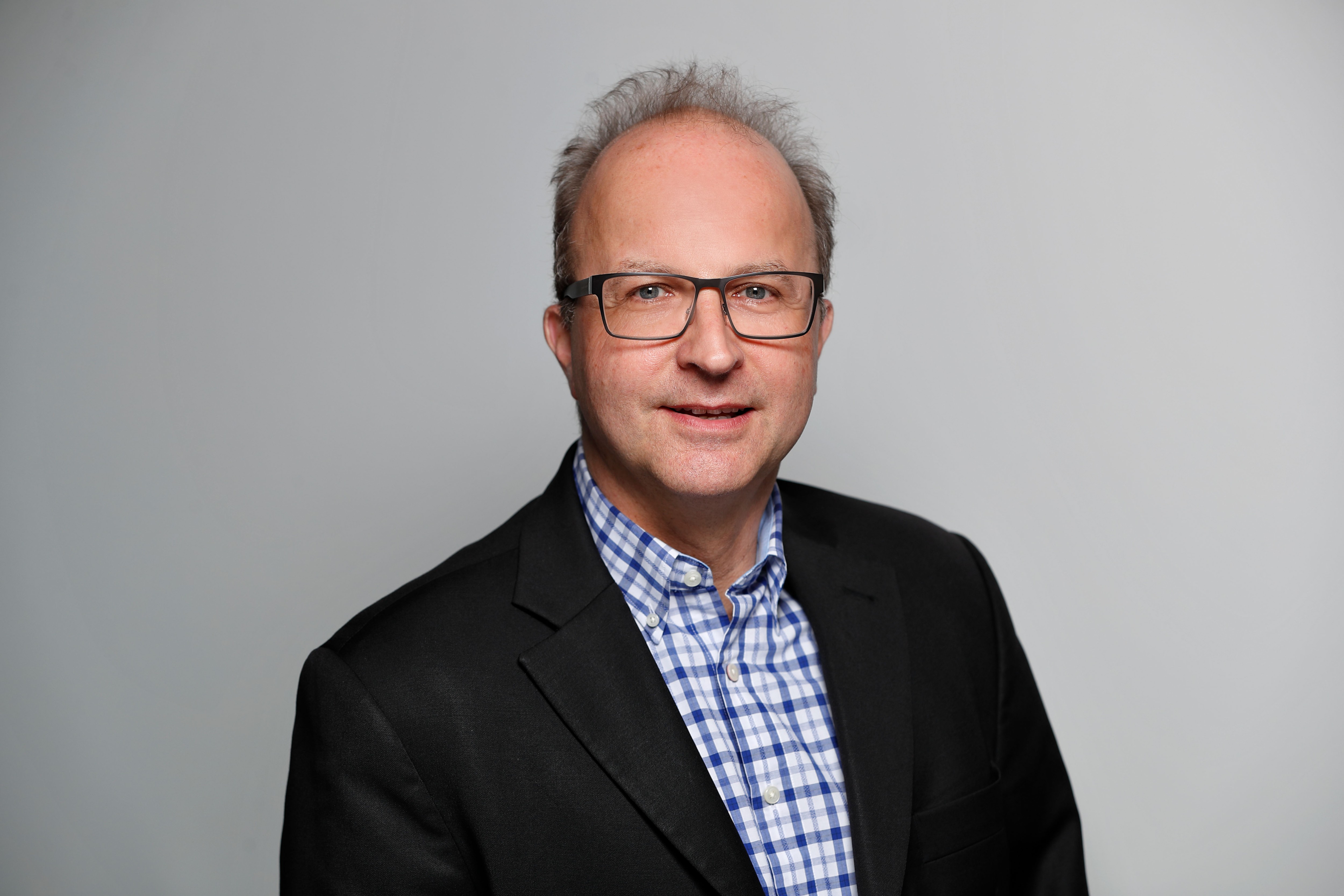 Dr. Marcus Winkler