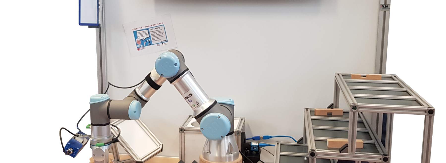 KI gesteuerter kollaborierender Roboter bei der Arbeit am Beispiel einer Pick‘n’Place Anwendung mit Bauteilidentifizierung und Lagermanagement