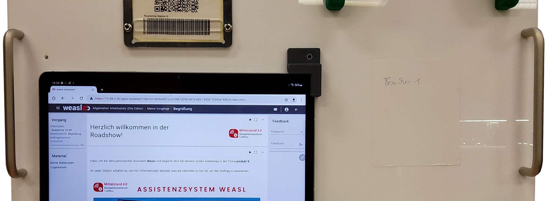 Das Werkerassistenzsystem Weasl der Firma Isax ist der ständige Begleiter durch die Roadshow