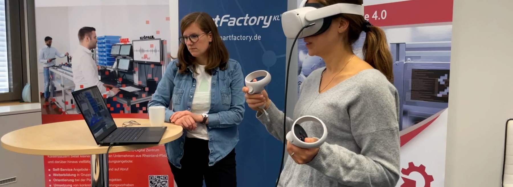 Person bei der Nutzung von VR4PAUL