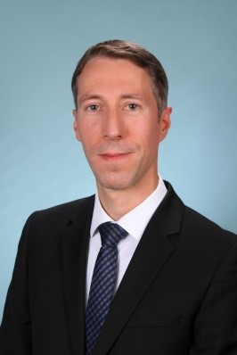 Dr. Stefan Siewert