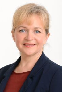 Dr. Natali Becker