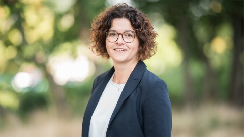 Dr. Julika Rust